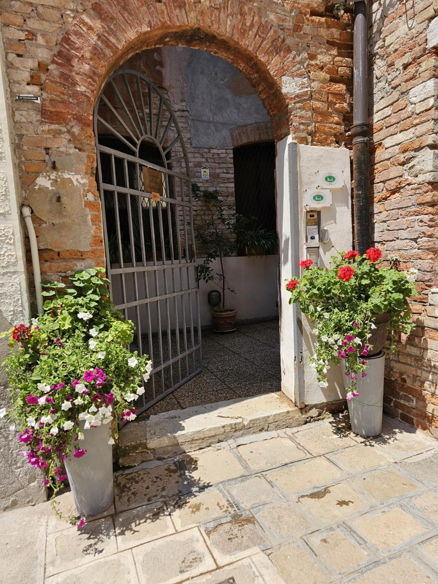 Hotel Antica Raffineria Venedig Exterior foto